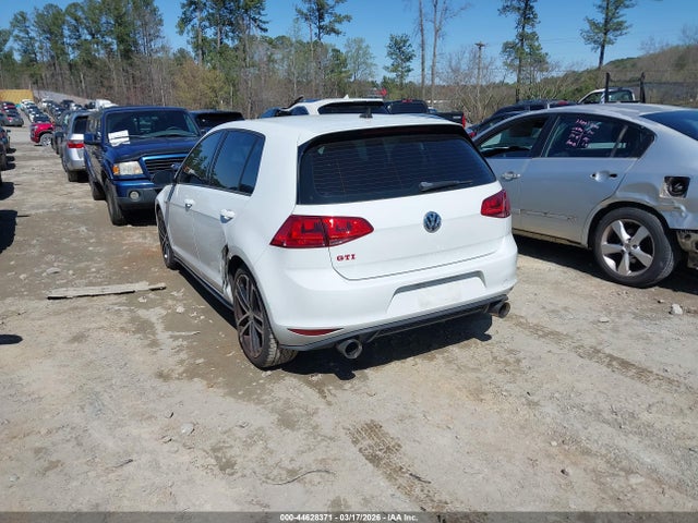2017 VOLKSWAGEN GOLF GTI 3VW447AU2HM007733 Photo 2