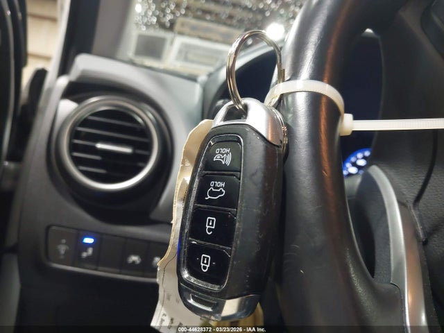 Продаж на аукціоні авто 2019 Hyundai Kona Sel, vin: KM8K2CAA0KU371758, номер лоту: 44628372