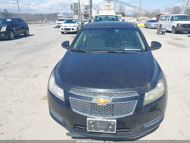 1G1P75SZ8E7288926 Chevrolet Cruze Diesel