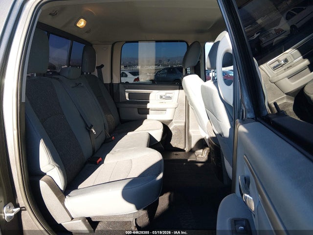 2018 RAM 1500 1C6RR7LM0JS277426 Photo 7