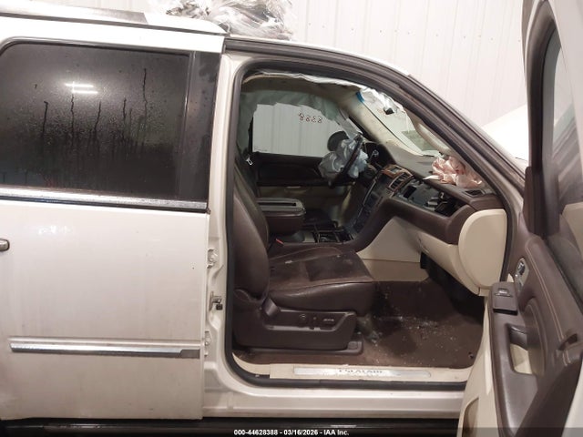 2010 CADILLAC ESCALADE HYBRID 1GYUKFEJ9AR223595 Photo 4