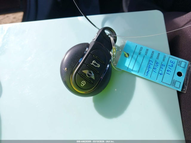 2017 MINI CLUBMAN WMWLN9C34H2E49724 Photo 10