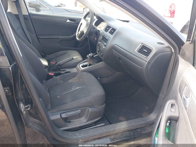 Продаж на аукціоні авто 2014 Volkswagen Jetta 2.0l S, vin: 3VW2K7AJ6EM402156, номер лоту: 44628415
