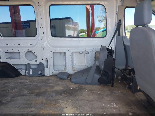 Продажа на аукционе авто 2015 Ford Transit-250, vin: 1FTNR2CG1FKA10033, номер лота: 44628459