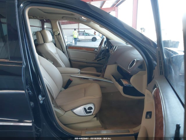 44628461 :رقم المزاد ، 4JGBF71EX8A402331 vin ، 2008 Mercedes-benz Gl 450 4matic مزاد بيع