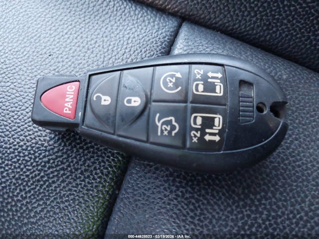 Продажа на аукционе авто 2016 Chrysler Town & Country Touring, vin: 2C4RC1BG3GR104500, номер лота: 44628523