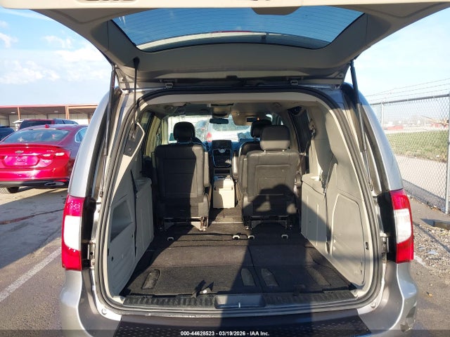 Продажа на аукционе авто 2016 Chrysler Town & Country Touring, vin: 2C4RC1BG3GR104500, номер лота: 44628523
