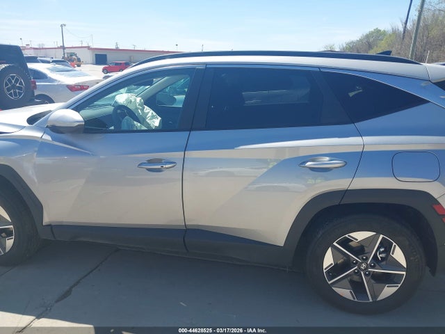 Hyundai TUCSON SEL 2026 5NMJBCDE8TH677825 Image 13