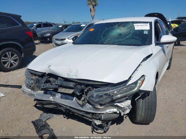 1HGCV1F30JA063912 Honda Accord Sport