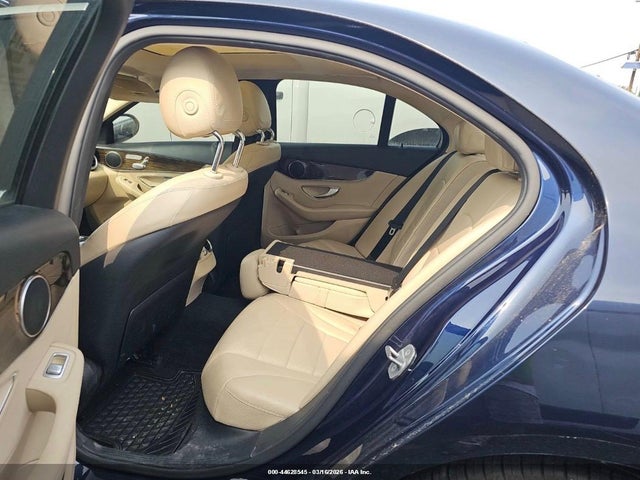 2017 Mercedes-benz C 300 4matic მანქანა იყიდება აუქციონზე, vin: 55SWF4KBXHU206954, აუქციონის ნომერი: 44628545