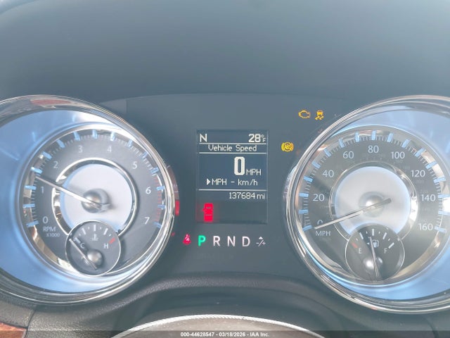 44628547 :رقم المزاد ، 2C3CA6CT9BH581259 vin ، 2011 Chrysler 300c مزاد بيع