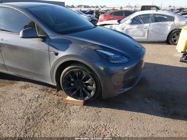 44628605 :رقم المزاد ، 7SAYGDEE6PF901320 vin ، 2023 Tesla Model Y Awd/long Range Dual Motor All-wheel Drive مزاد بيع