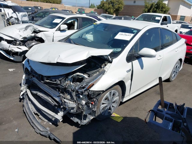Toyota Prius Prime Premium 2017 JTDKARFPXH3053149 Image 2