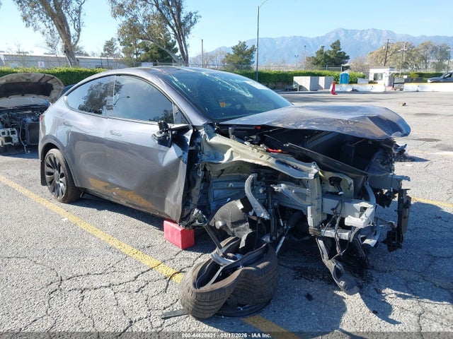 2022 TESLA MODEL Y 7SAYGDEF5NF511752 Photo 0