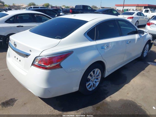 Nissan Altima 2.5 S 2014 1N4AL3AP1EC421486 Image 4