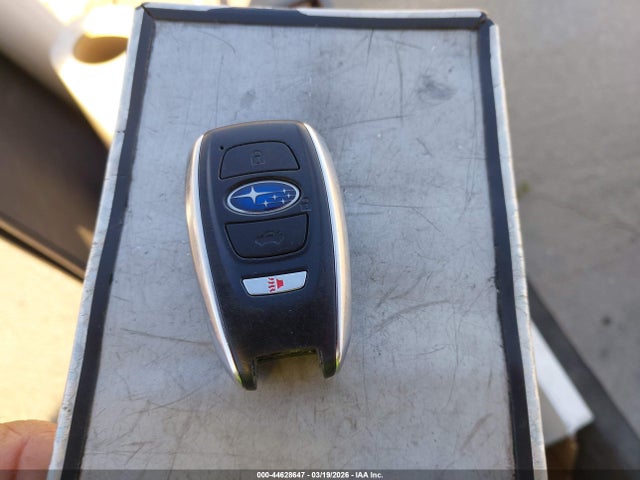 JF2GTAMC9K8378260 Subaru Crosstrek 2.0i Limited