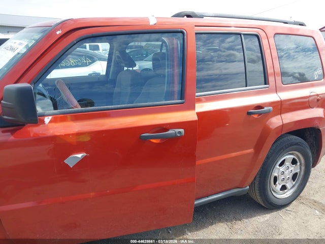 44628661 :رقم المزاد ، 1J8FT28018D722267 vin ، 2008 Jeep Patriot Sport مزاد بيع