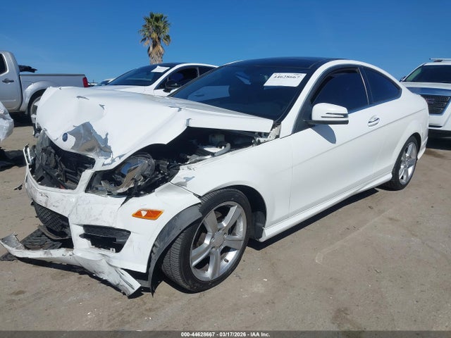 2015 MERCEDES-BENZ C 250 WDDGJ4HB1FG347786 Photo 1