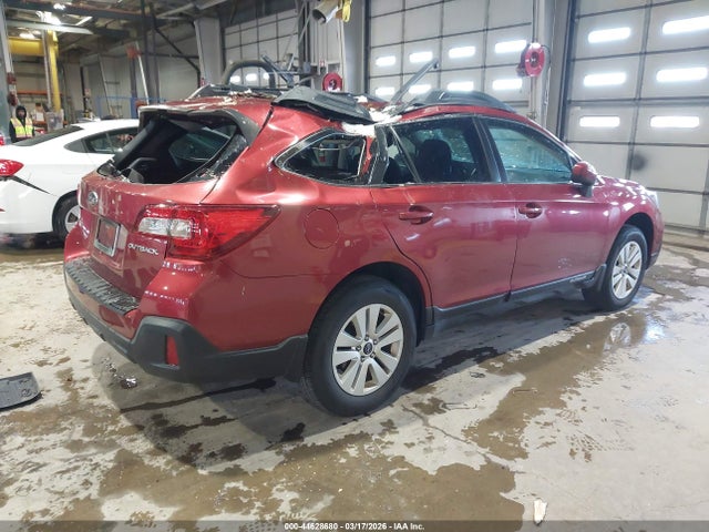 44628680 :رقم المزاد ، 4S4BSACC2J3318695 vin ، 2018 Subaru Outback 2.5i Premium مزاد بيع