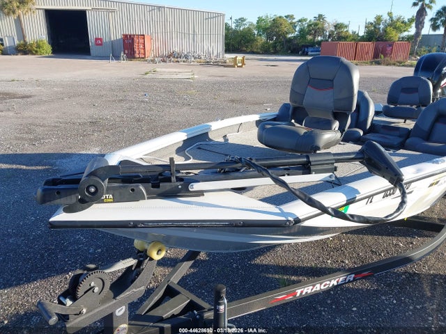 Tracker Marine Other 2023 BUJ68451J223 Image 13