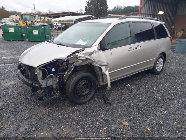 Продажа на аукционе авто 2005 Toyota Sienna Le, vin: 5TDZA23C95S258639, номер лота: 44628715