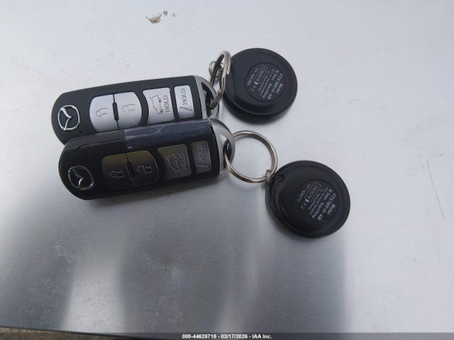 JM3TCBCY8J0213109 Mazda Cx-9 Touring