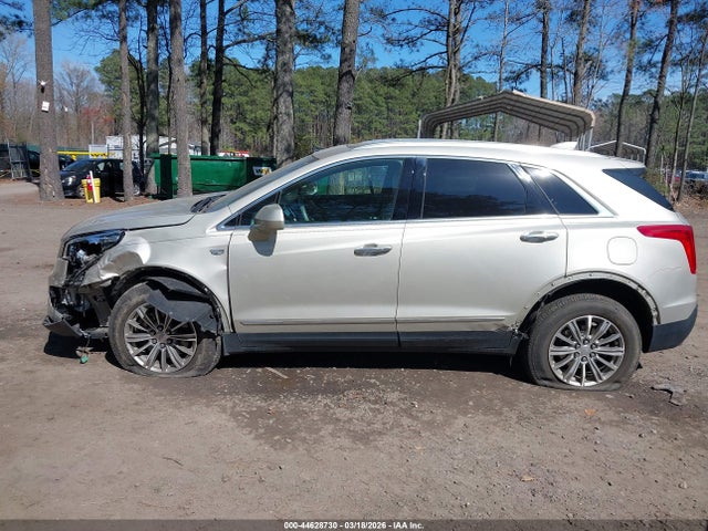 2017 CADILLAC XT5 1GYKNBRS5HZ202523 Photo 5