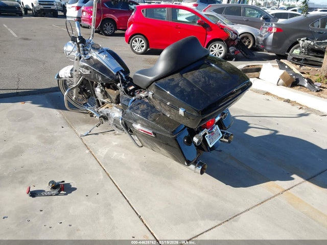 2016 HARLEY-DAVIDSON FLHR 1HD1FBM16GB671803 Photo 2