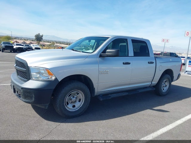 44628767 :رقم المزاد ، 1C6RR7KG2JS133484 vin ، 2018 Ram 1500 Tradesman  4x4 5'7 Box مزاد بيع
