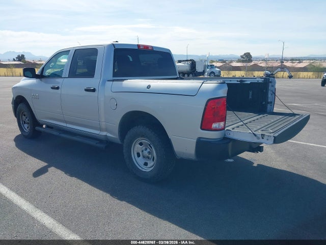 44628767 :رقم المزاد ، 1C6RR7KG2JS133484 vin ، 2018 Ram 1500 Tradesman  4x4 5'7 Box مزاد بيع