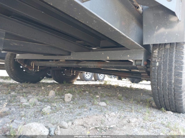 Lamar Hauling Trailer 2023 5RVDL142XPP120423 Image 11