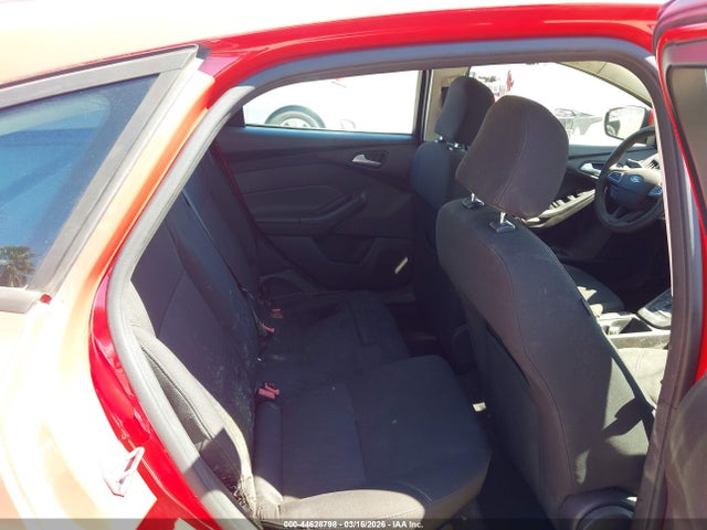 Ford FOCUS SE 2016 1FADP3K27GL231084 Image 8