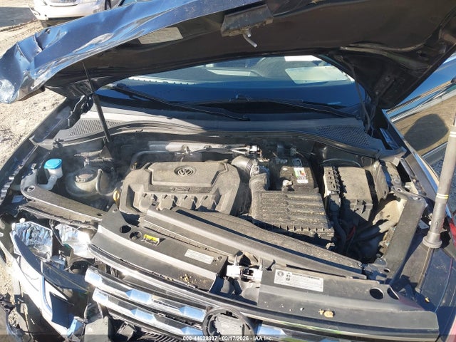 Продаж на аукціоні авто 2018 Volkswagen Tiguan 2.0t Se/2.0t Sel, vin: 3VV3B7AX3JM182322, номер лоту: 44628837
