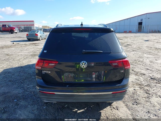 Продаж на аукціоні авто 2018 Volkswagen Tiguan 2.0t Se/2.0t Sel, vin: 3VV3B7AX3JM182322, номер лоту: 44628837