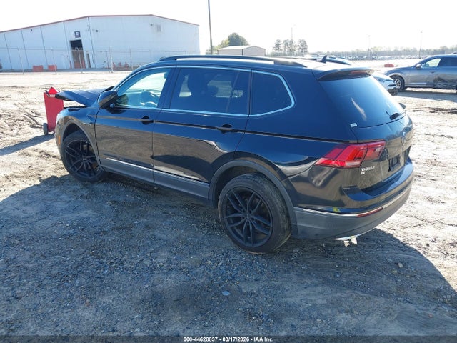 Продаж на аукціоні авто 2018 Volkswagen Tiguan 2.0t Se/2.0t Sel, vin: 3VV3B7AX3JM182322, номер лоту: 44628837