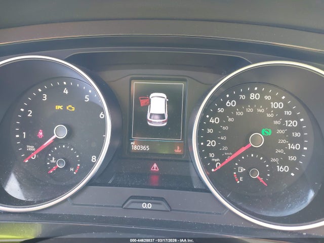 Продаж на аукціоні авто 2018 Volkswagen Tiguan 2.0t Se/2.0t Sel, vin: 3VV3B7AX3JM182322, номер лоту: 44628837