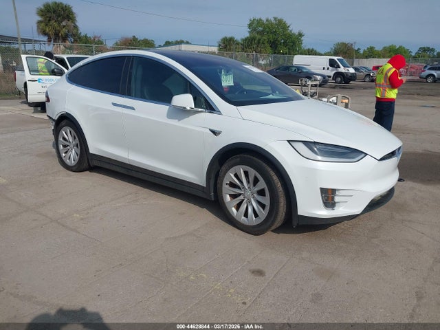 2020 TESLA MODEL X 5YJXCAE25LF219774