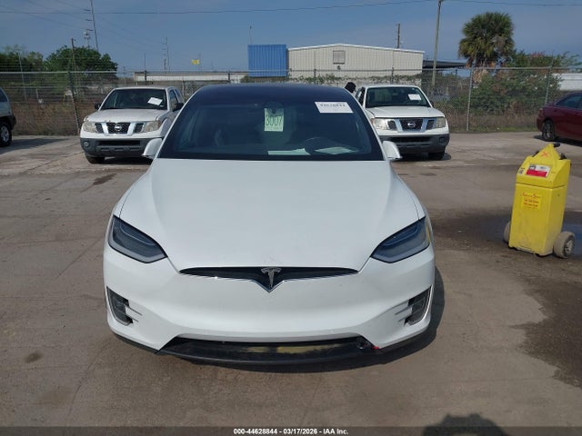 Продажа на аукционе авто 2020 Tesla Model X, vin: 5YJXCAE25LF219774, номер лота: 44628844