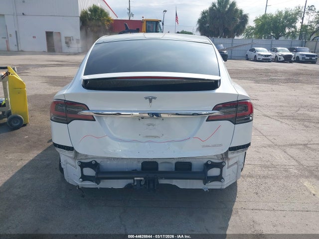 Продажа на аукционе авто 2020 Tesla Model X, vin: 5YJXCAE25LF219774, номер лота: 44628844