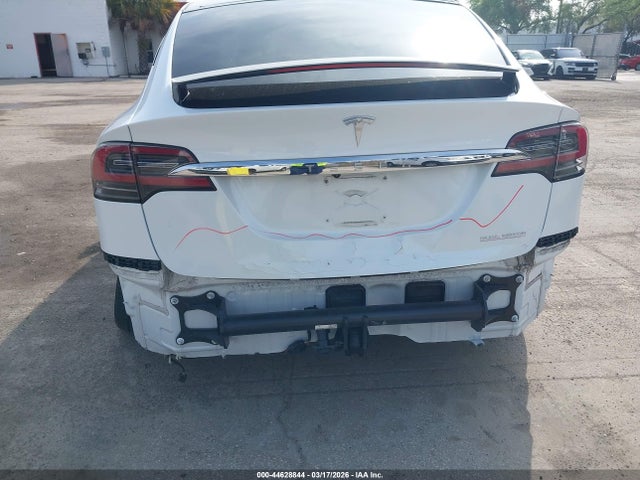 Продажа на аукционе авто 2020 Tesla Model X, vin: 5YJXCAE25LF219774, номер лота: 44628844