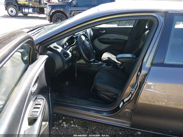 2015 DODGE DART 1C3CDFBB9FD141674 Photo 4