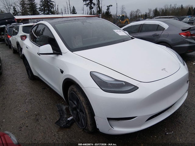 7SAYGDED9SF278694 Tesla Model Y Long Range Dual Motor Rear-wheel Drive