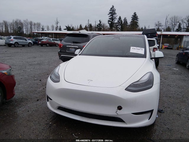 7SAYGDED9SF278694 Tesla Model Y Long Range Dual Motor Rear-wheel Drive