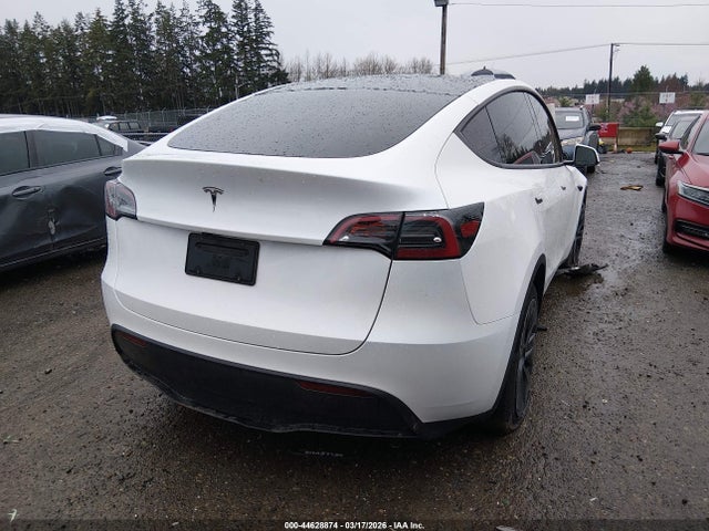 7SAYGDED9SF278694 Tesla Model Y Long Range Dual Motor Rear-wheel Drive