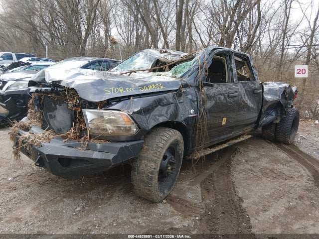 44628891 :رقم المزاد ، 3C63RRGL4JG352672 vin ، 2018 Ram 3500 Tradesman  4x4 8' Box مزاد بيع