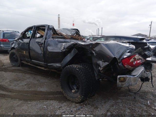 44628891 :رقم المزاد ، 3C63RRGL4JG352672 vin ، 2018 Ram 3500 Tradesman  4x4 8' Box مزاد بيع