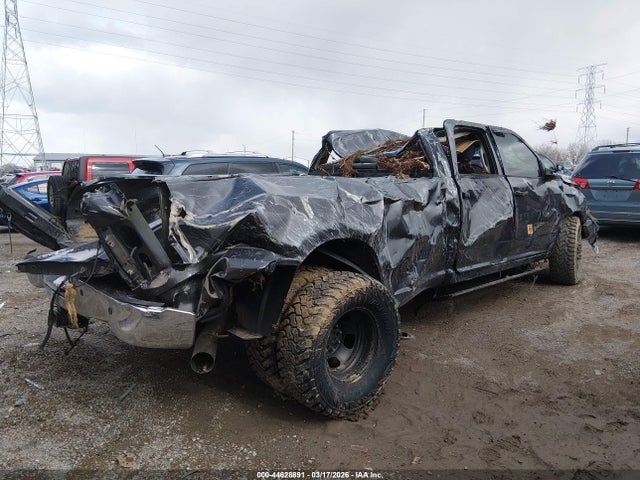 44628891 :رقم المزاد ، 3C63RRGL4JG352672 vin ، 2018 Ram 3500 Tradesman  4x4 8' Box مزاد بيع