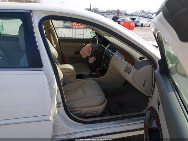 44628900 :رقم المزاد ، 2G4WD532X51235831 vin ، 2005 Buick Lacrosse Cxl مزاد بيع