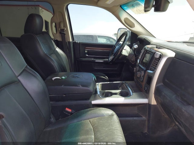 2018 Ram 2500 Laramie  4x4 6'4 Box მანქანა იყიდება აუქციონზე, vin: 3C6UR5FL3JG262637, აუქციონის ნომერი: 44628903
