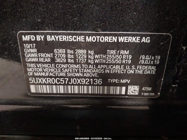 2018 BMW X5 5UXKR0C57J0X92136 Photo 8